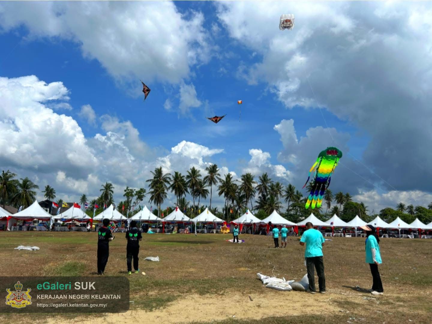 pesta-wau-kebangsaan-kelantan-kali-ke43-hari3-pagi-5.JPG