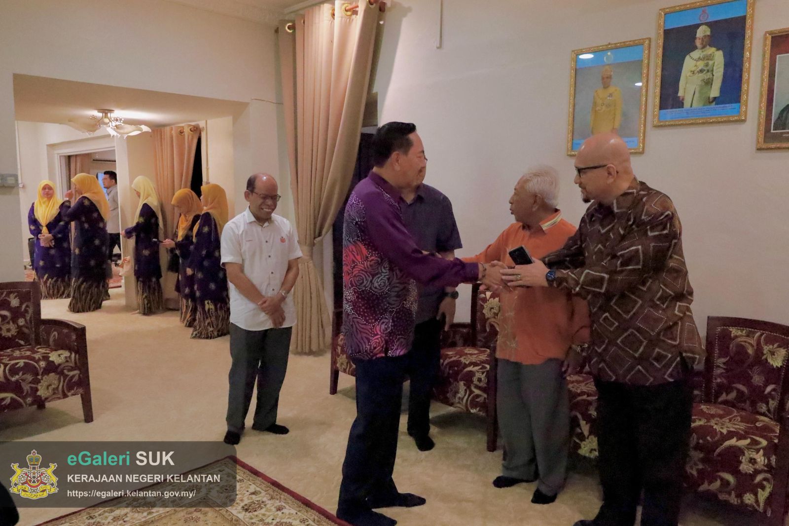 majlis-penyerahan-bantuan-ramadhan-untuk-keluarga-miskin-oleh-majlis-orangorang-besar-diraja-kelantan-mob-di-jajahan-pasir-puteh-8.jpeg