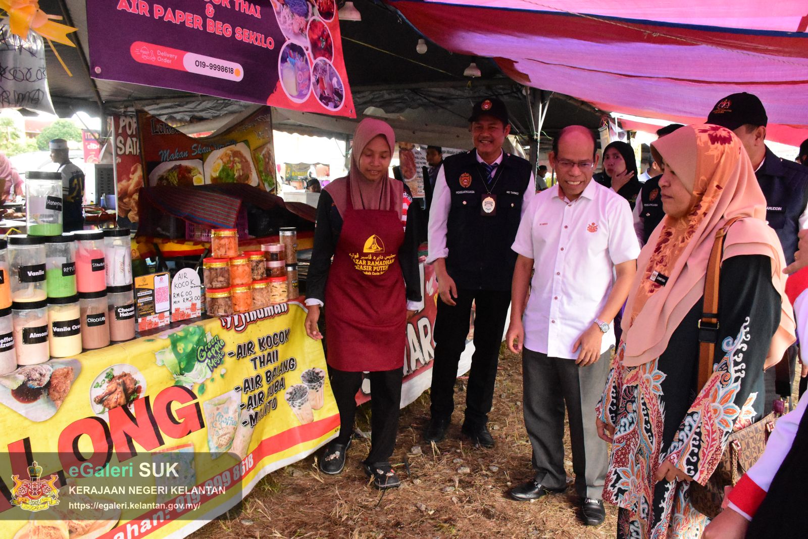 bazar-ramadan-pasir-puteh-astaka--perasmian-dan-lawatan-ke-tapak-bazar-ramadan-bagi-program-walkabout-ramadan-2025-20.JPG