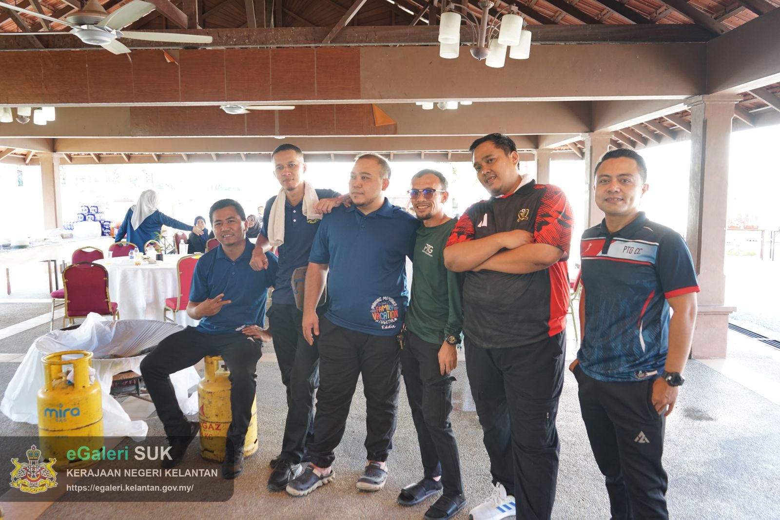 program-bubur-asyura-kuca-suro-pejabat-pengarah-tanah-dan-galian-kelantan-22.JPG