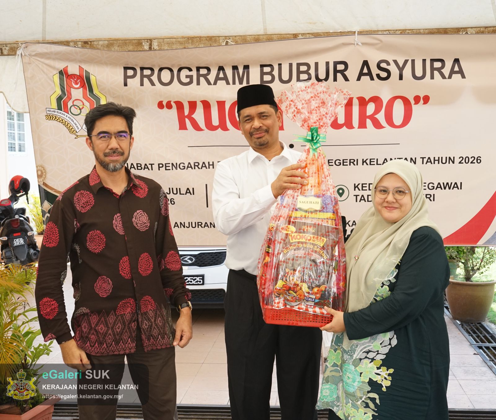 program-bubur-asyura-kuca-suro-pejabat-pengarah-tanah-dan-galian-kelantan-40.JPG