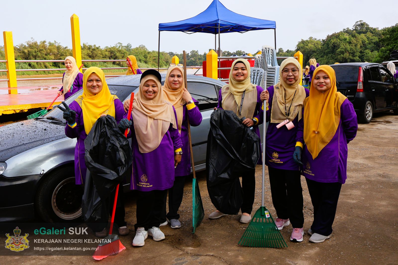 program-clean-up-day-puspanita-cawangan-jajahan-kuala-krai-28.JPG