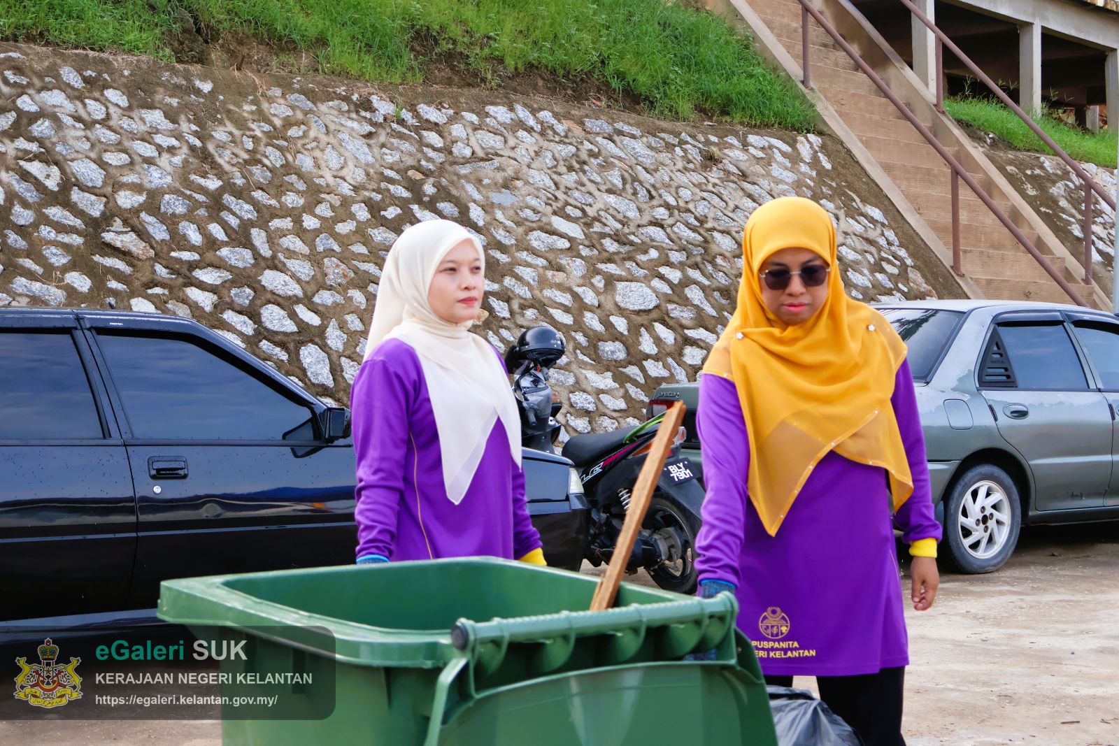 program-clean-up-day-puspanita-cawangan-jajahan-kuala-krai-8.JPG