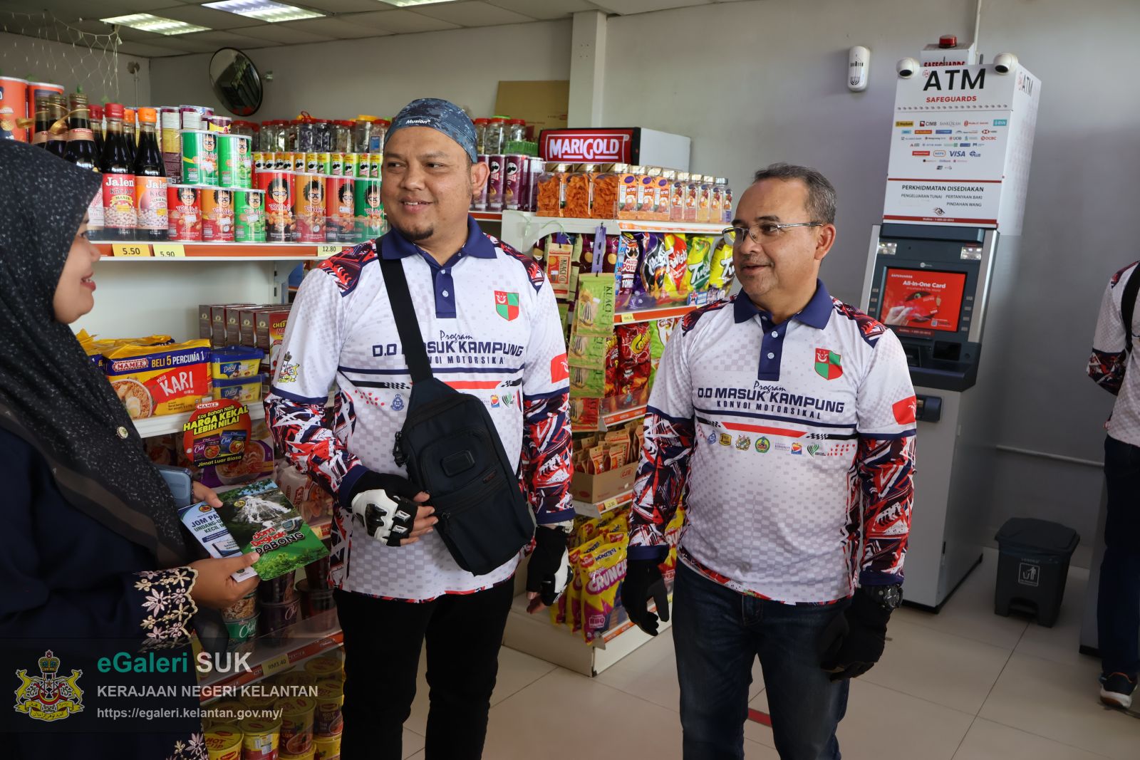 program-do-masuk-kampung-kovoi-bermotorsikal-14.JPG