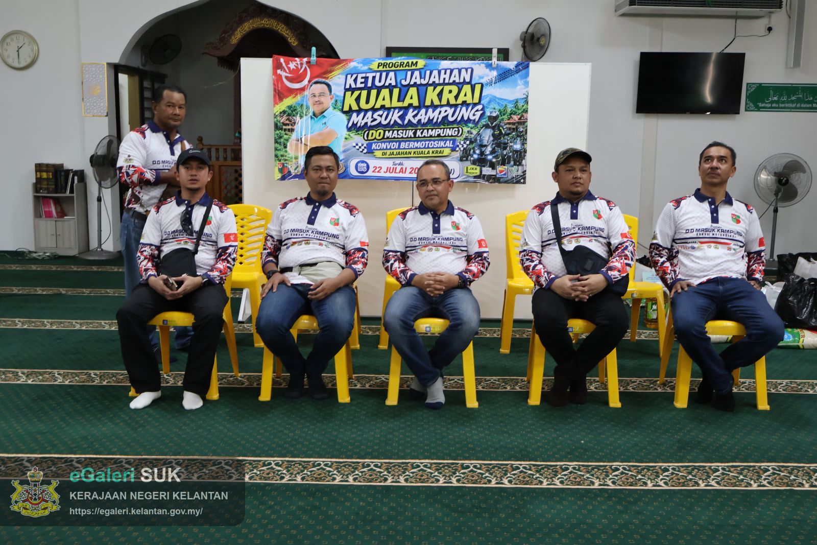 program-do-masuk-kampung-kovoi-bermotorsikal-17.JPG