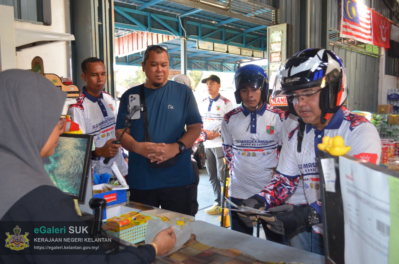 program-do-masuk-kampung-kovoi-bermotorsikal-3.JPG