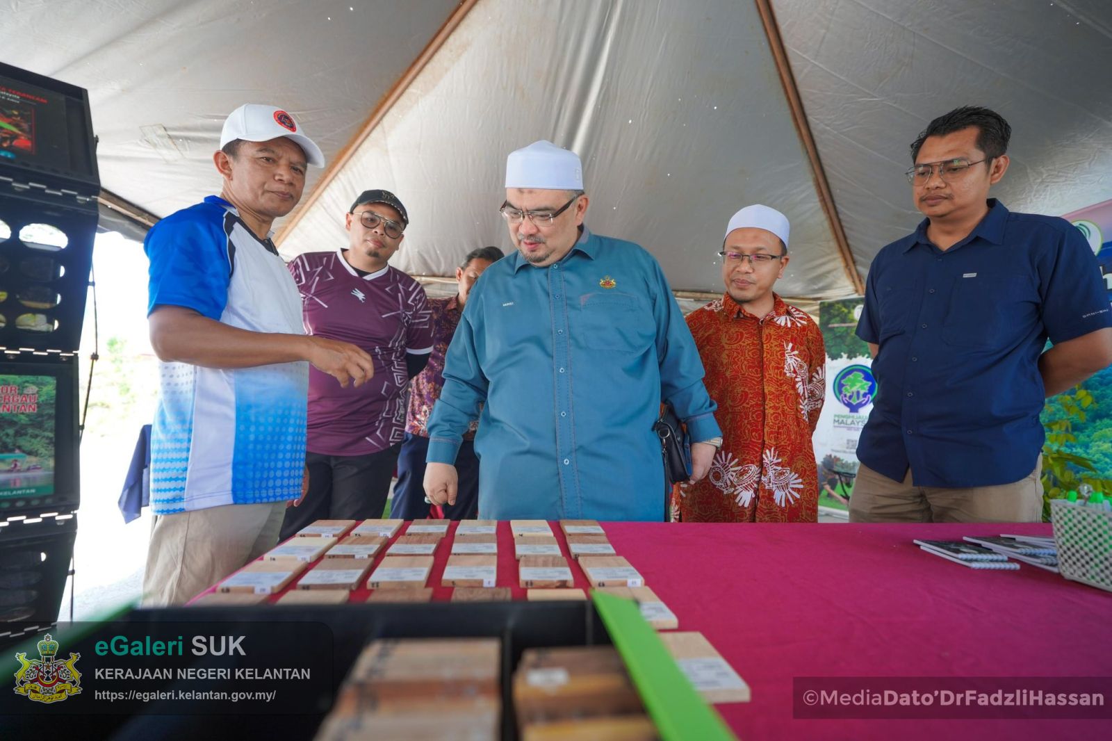 program-local-agenda-21-la21-kempen-penanaman-100-juta-pokok-penghijauan-malaysia-pokok-kita-kehidupan-kita-serta-merasmikan-view-point-hutan-simpan-kekal-hsk-chabang-tongkat-7.jpg