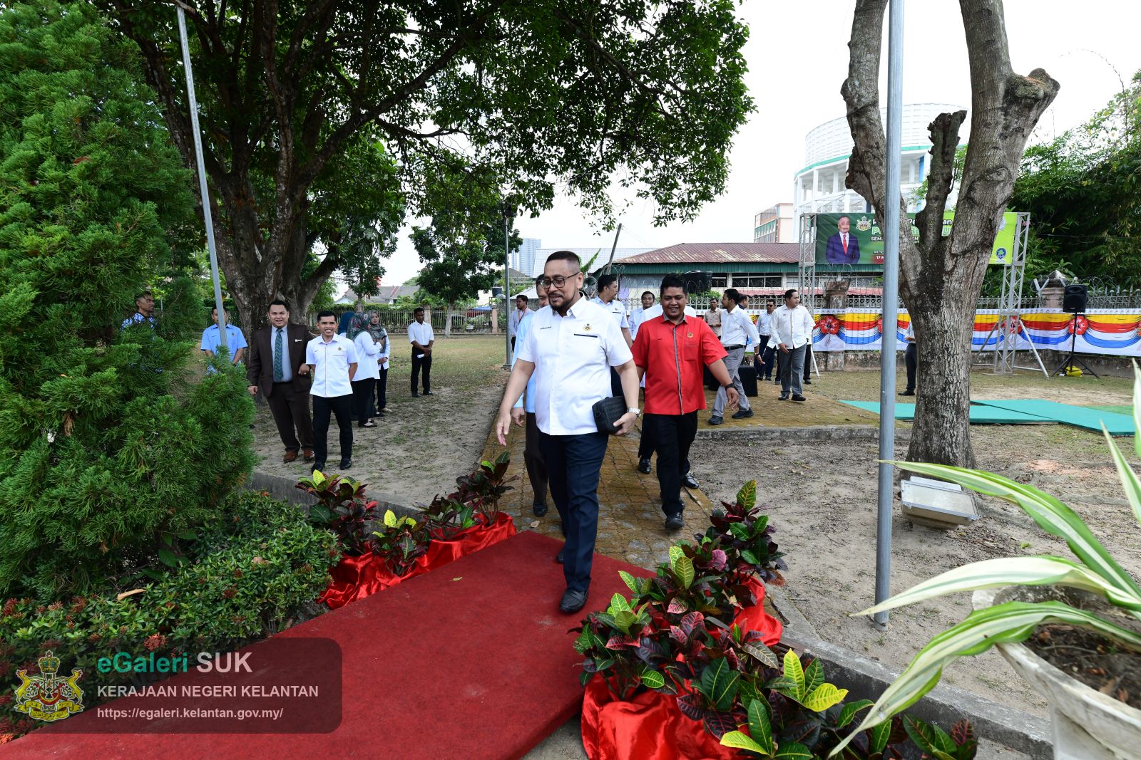 program-penanaman-pokok-blue-quandong-45.JPG