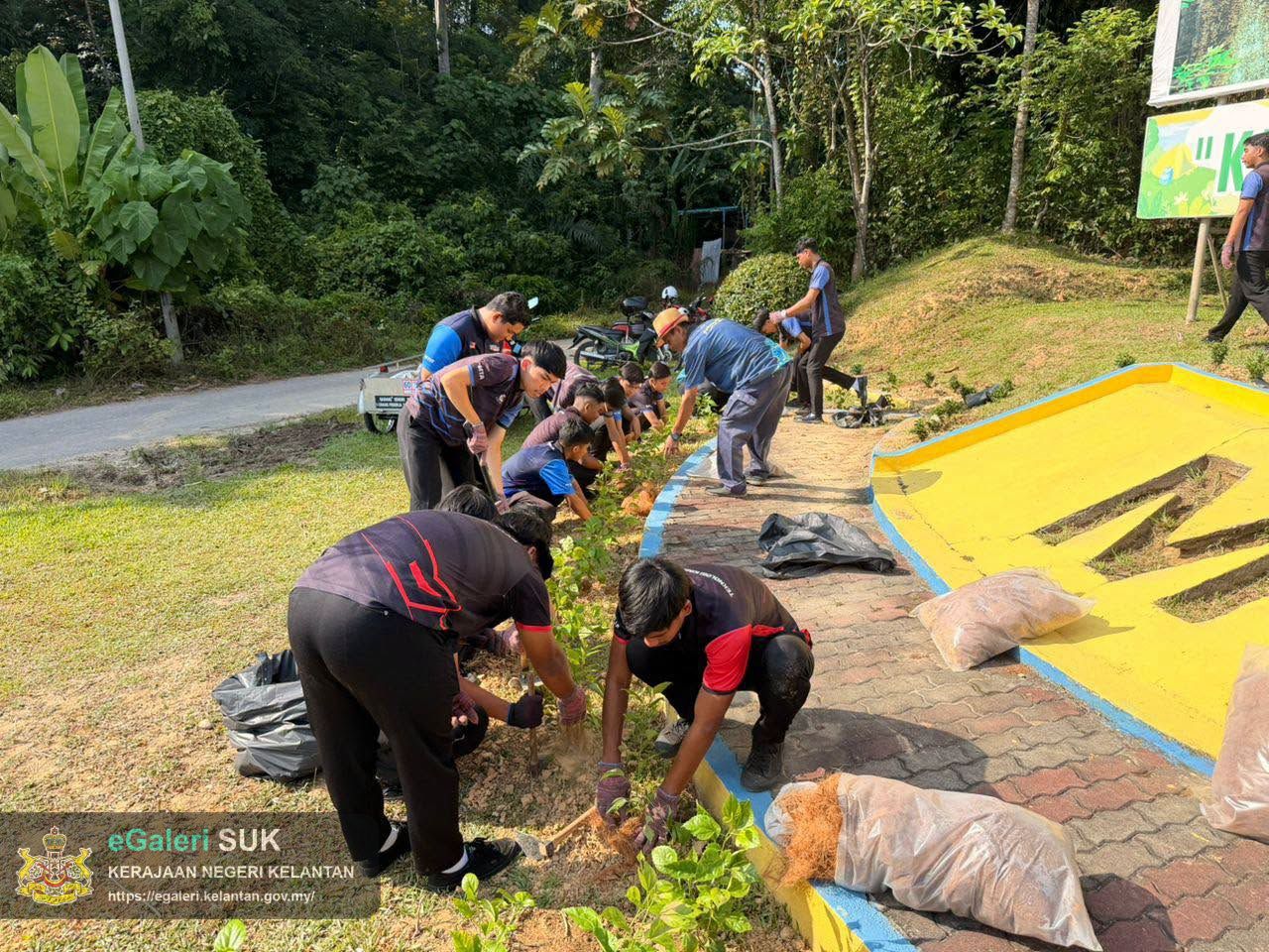 program-penghijauan-bandar-kuala-krai-2026-la-21-24.jpeg