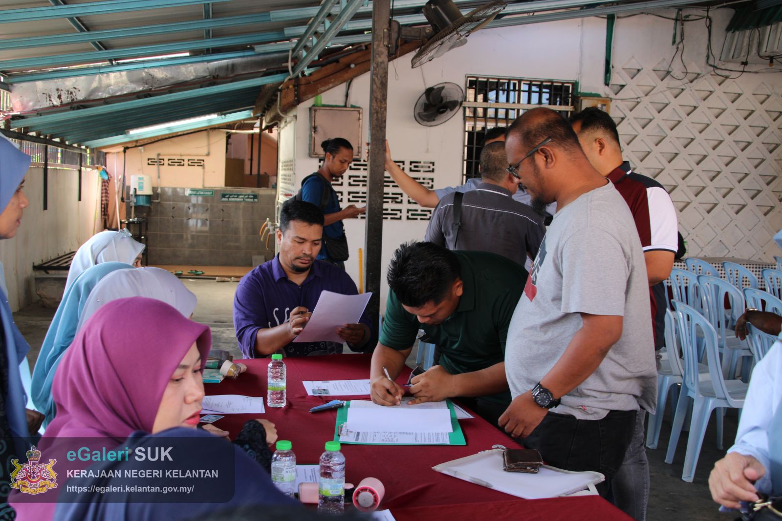 program-sesi-taklimat-dan-lawatan-tapak-bagi-kerjakerja-sebutharga-di-flat-buluh-kubu-kota-bharu-2.JPG