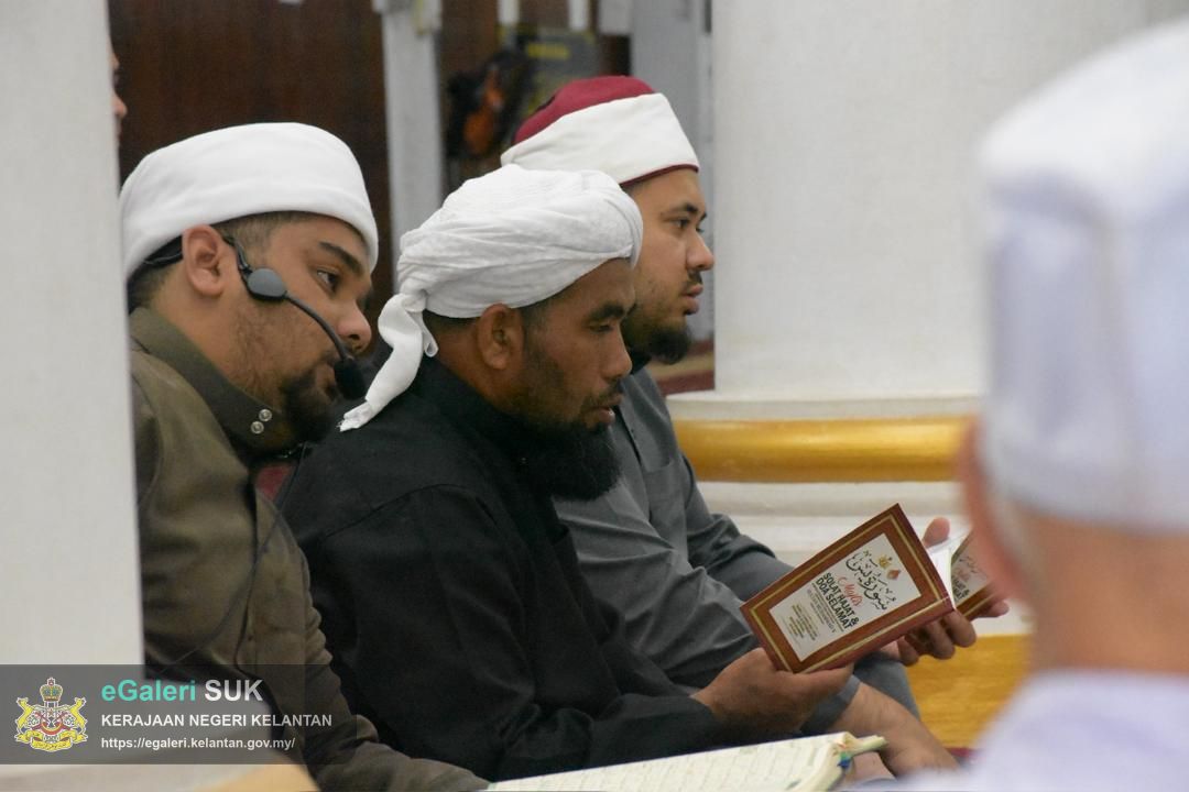 majlis-solat-hajat-dan-doa-selamat-sempena-perayaan-ulang-tahun-ke56-kdymm-sultan-muhammad-v-tahun-2025-7.jpg