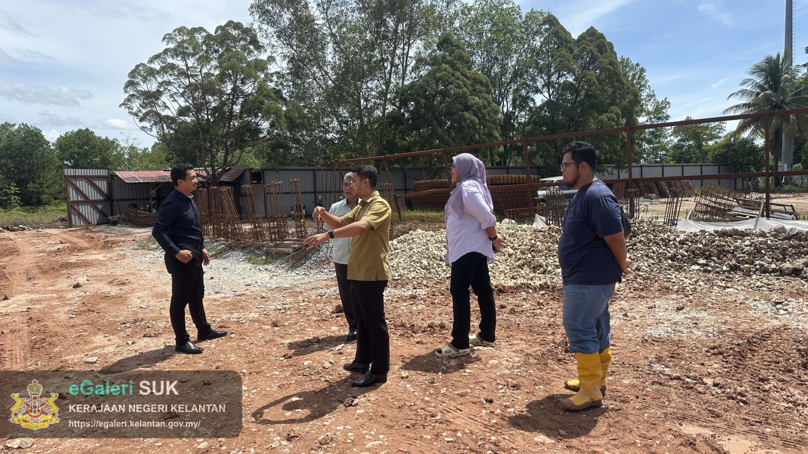 lawatan-tapak-ke-projek-pembangunan-pusat-pemindahan-kekal-di-smk-gual-tinggi,-rantau-panjang,-kelantan-2.jpeg