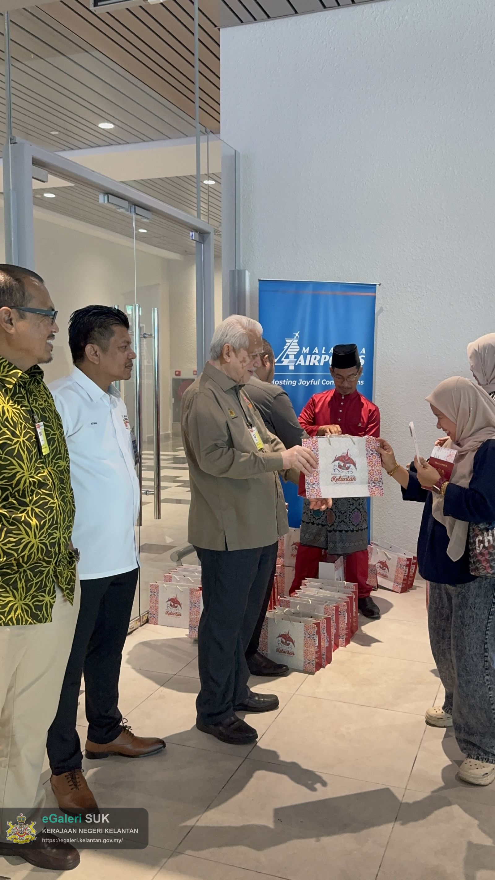 sambutan-penerbangan-jakarta-to-kota-bharu-9.jpg