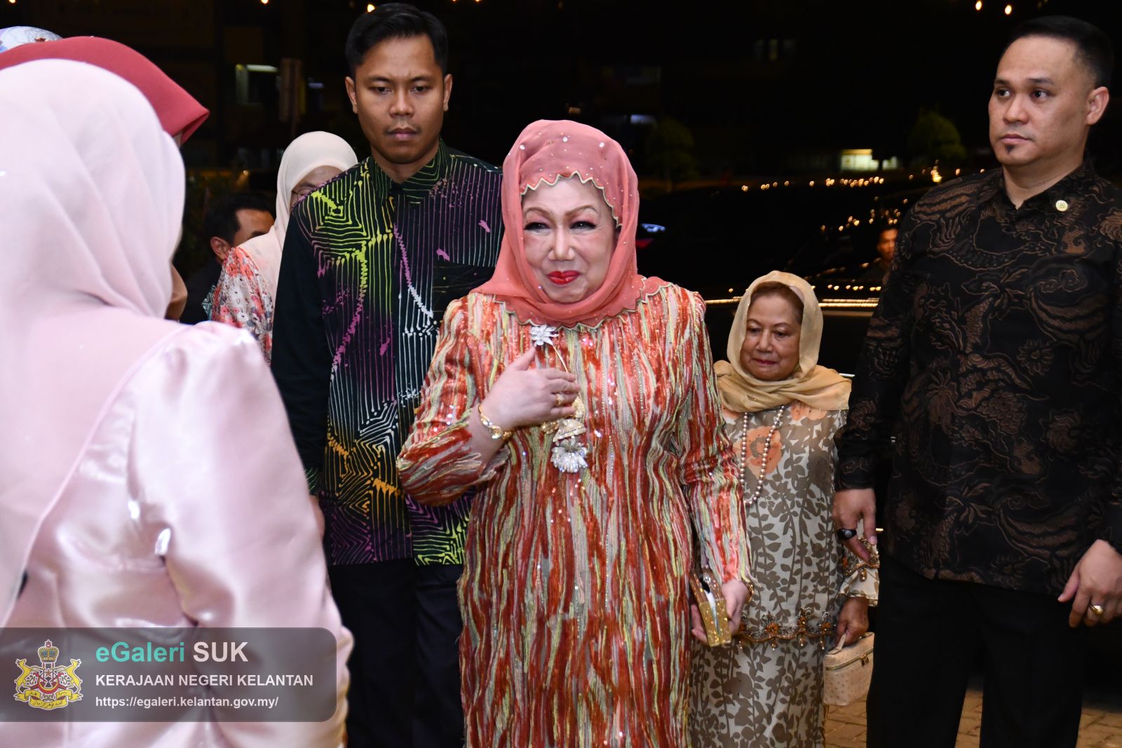 santapan-malam-delegasi-sarawak-33.JPG
