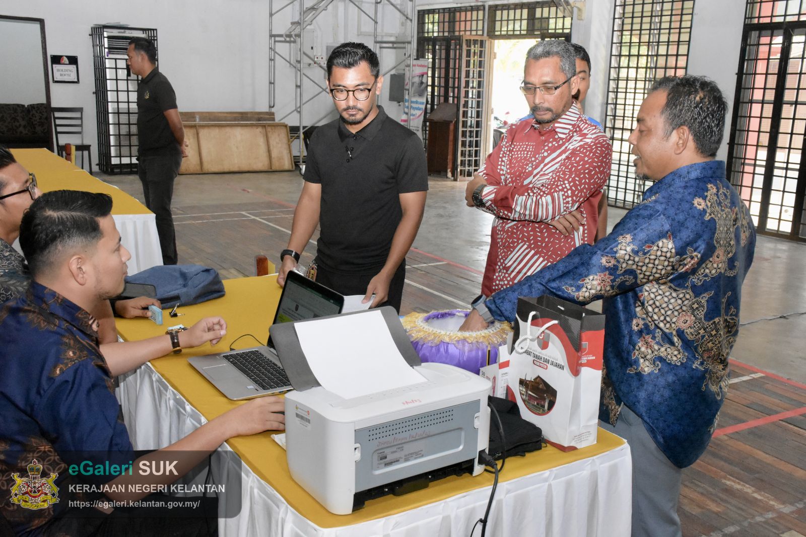 simulasi-pengundian-bagi-kerjakerja-penyelenggaraan-jalan-marris-pejabat-tanah-dan-jajahan-pasir-puteh-18.JPG
