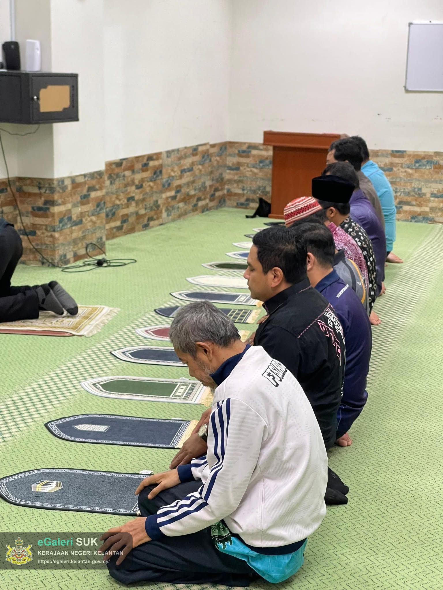 solat-sunat-dhuha-dan-kuliah-dhuha-serta-kuliah-umi-jksnk-2.jpg