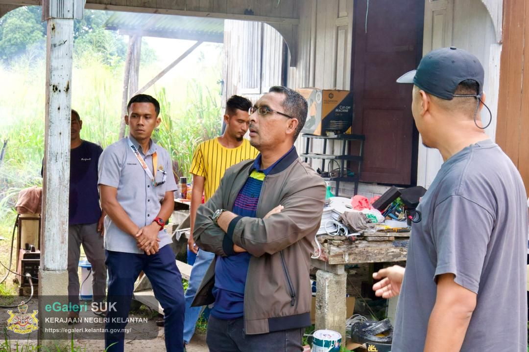 lawatan-rasmi-ketua-jajahan-pasir-puteh-6.jpg