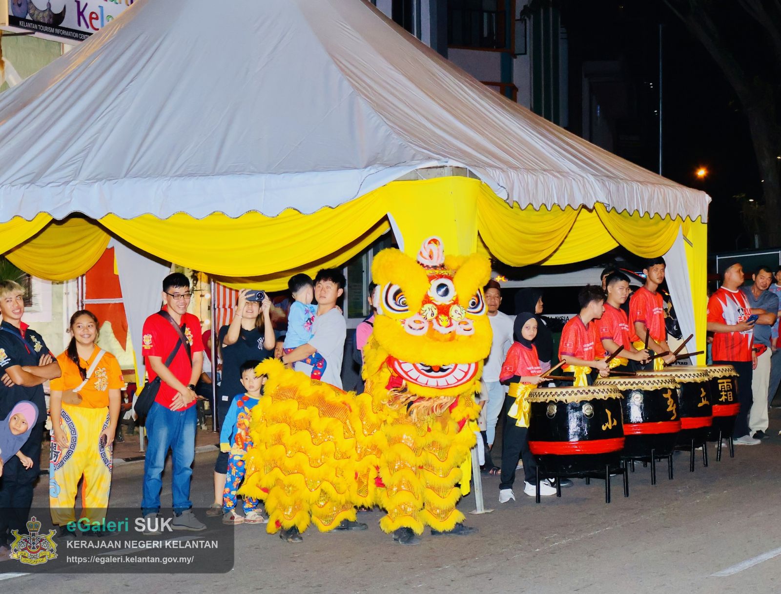 walk-with-me-in-the-memory-of-dato-ky-7.jpg