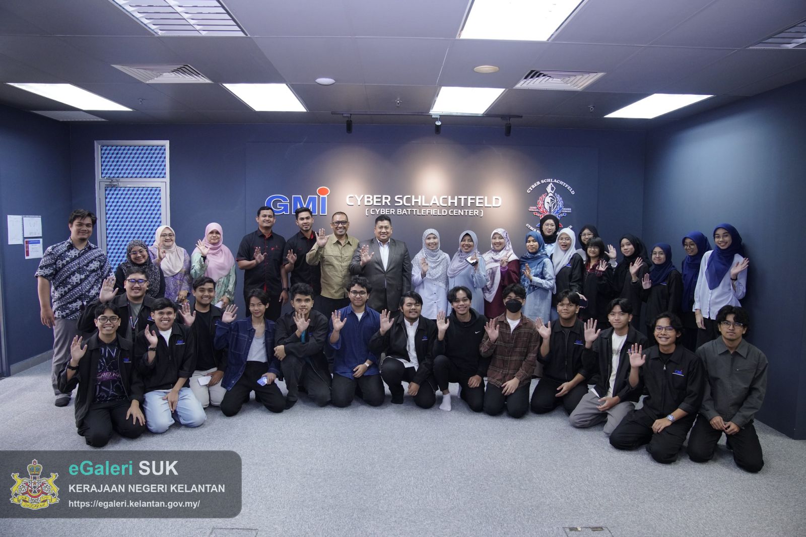 kunjung-hormat-yayasan-kelantan-darulnaim-yakin-ke-city-university-malaysia-7.jpg