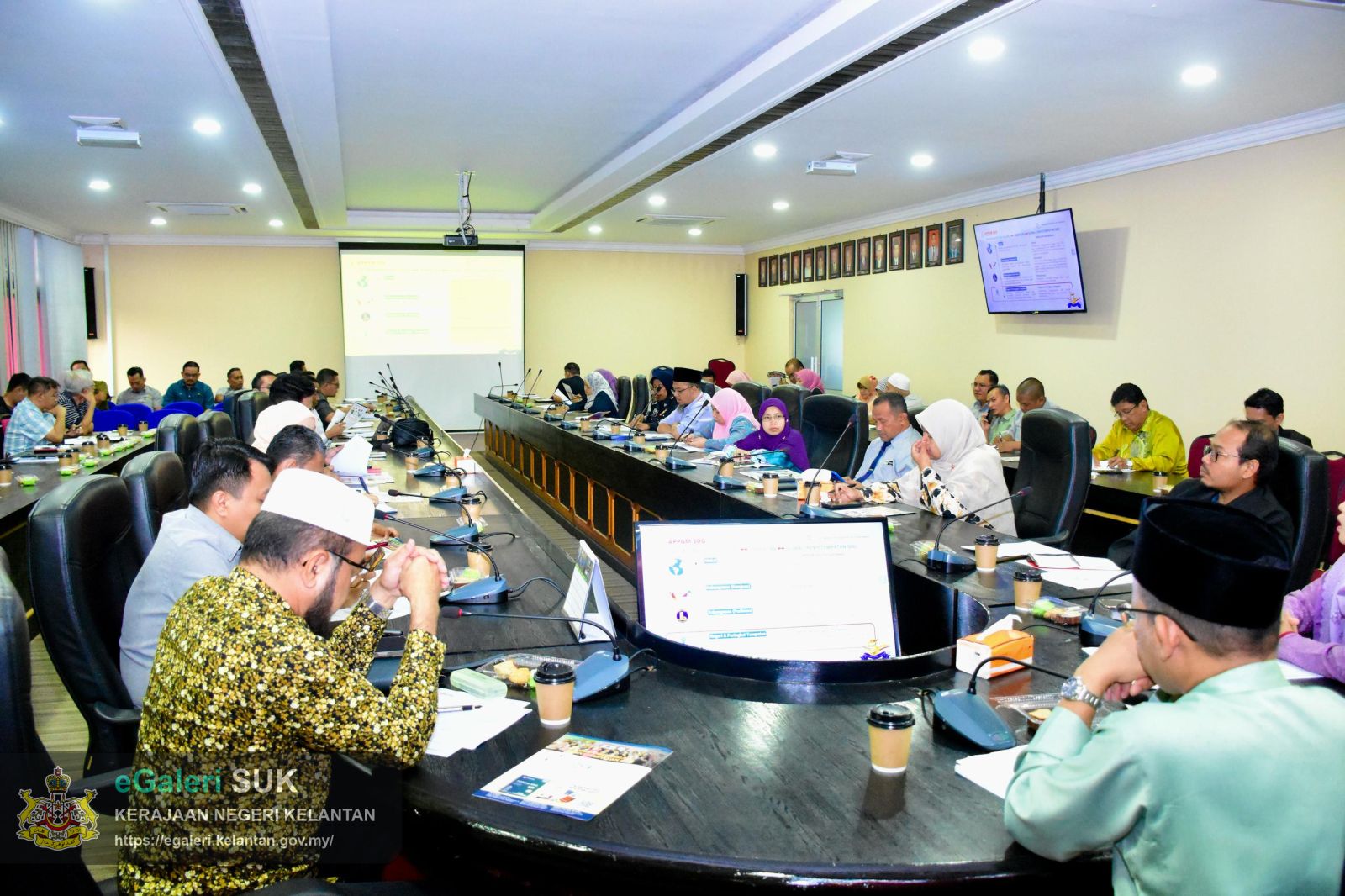 MESYUARAT SESI LIBAT URUS BERSAMA ALLPARTY PARLIAMENTARY GROUP MALAYSIA ON SDGs APPGMSDG DI BILIK GERAKAN PEJABAT TANAH DAN JAJAHAN PASIR PUTEH