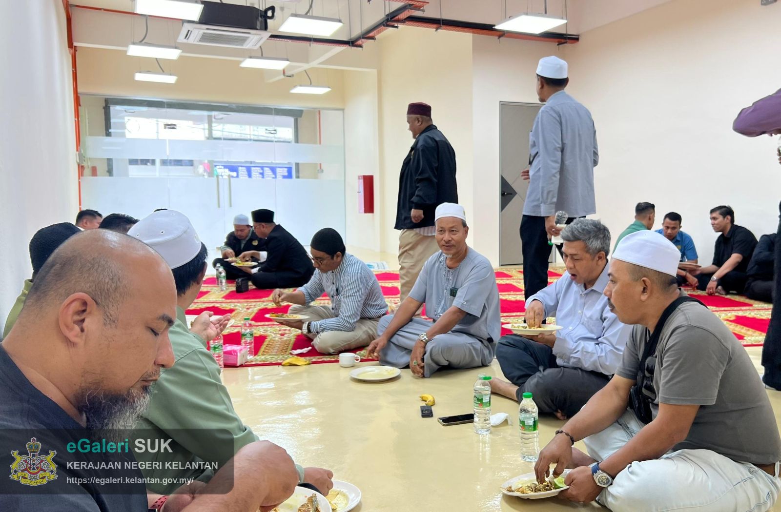 MAJLIS SOLAT HAJAT BANGUNAN STATE DISASTER COMMAND CENTRE