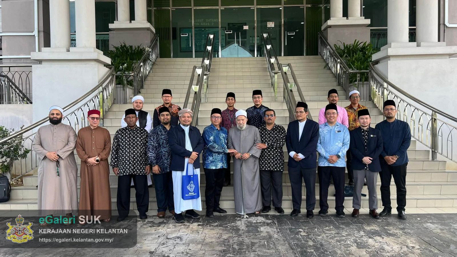 DAURAH KITAB MUGHNI ALMUHTAJ DAN MAJLIS PENGIJAZAHAN SANAD AMMAHKHOSSOH FIQH SYAFIE ATTURATHI 2026