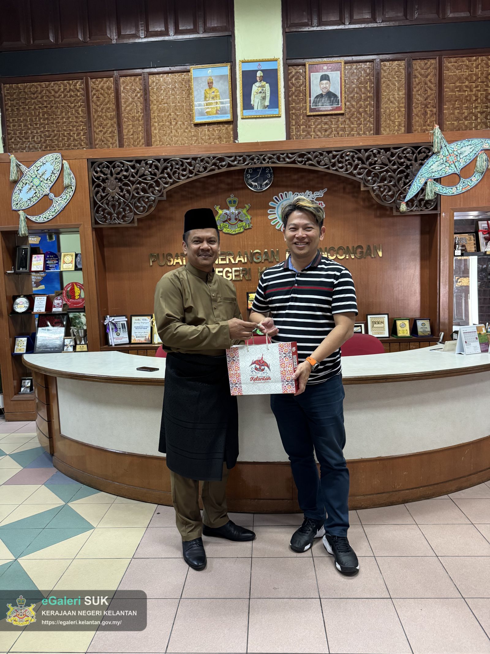 KUNJUNGAN HORMAT REDNOTE MCN AGENCY