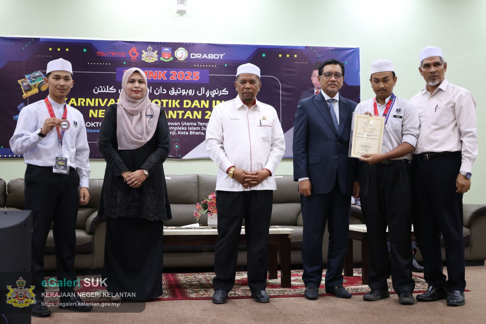 majlis-perasmian-karnival-robotik-dan-inovasi-kelantan-tahun-2025-(krink-2025)-24.JPG