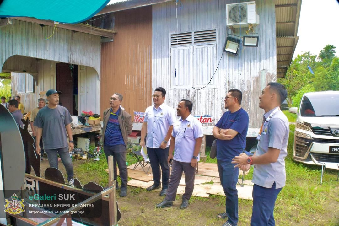 lawatan-rasmi-ketua-jajahan-pasir-puteh-4.jpg