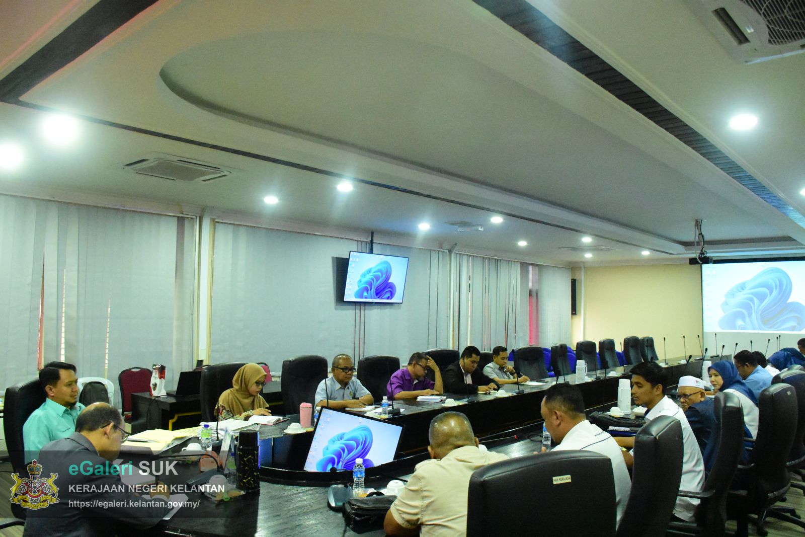 kunjungan-hormat-felcra-berhad-negeri-kelantan-kepada-tuan-ketua-jajahan-pasir-puteh-7.JPG