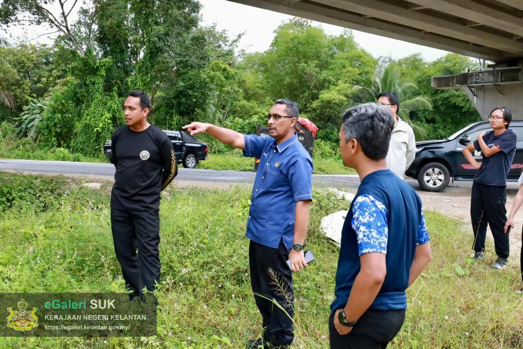 tinjauan-kawasan-banjir-berkaitan-projek-ecrl-di-bukit-abal-7.jpg