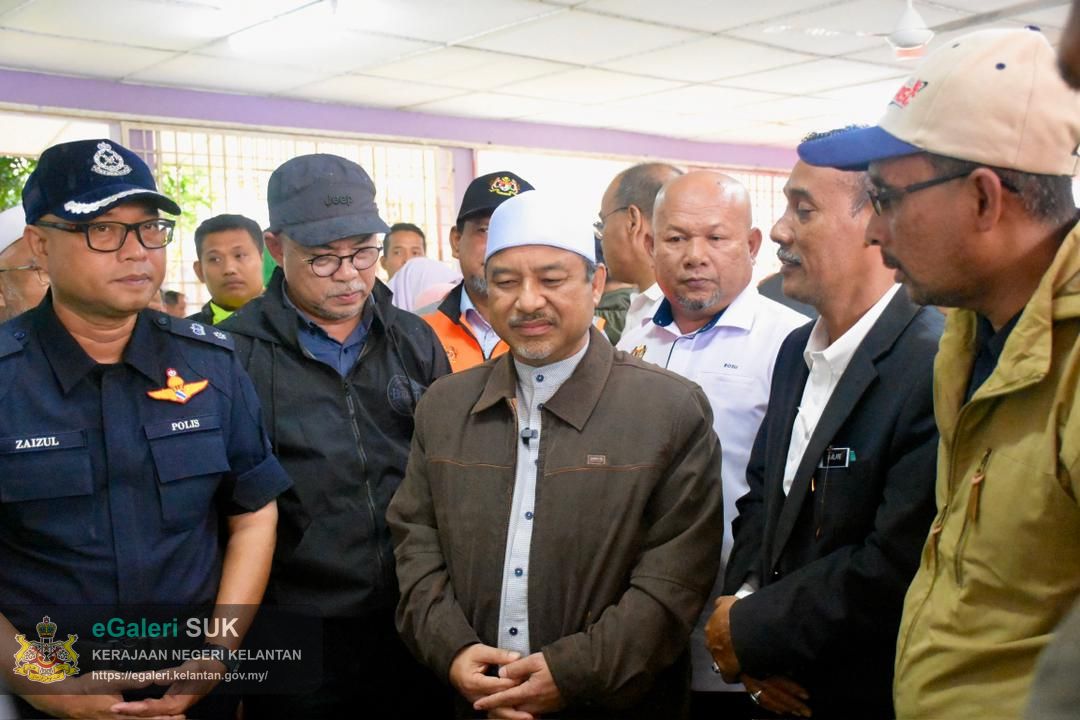 lawatan-yab-menteri-besar-kelantan-ke-pps-sk-dalam-rhu-pasir-puteh-23.jpg