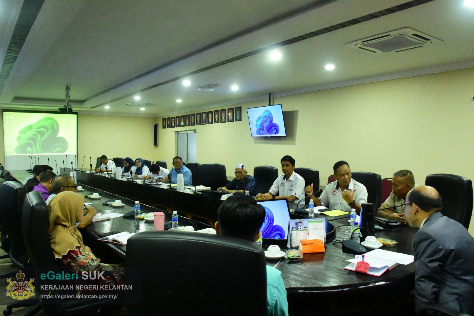 kunjungan-hormat-felcra-berhad-negeri-kelantan-kepada-tuan-ketua-jajahan-pasir-puteh-5.JPG