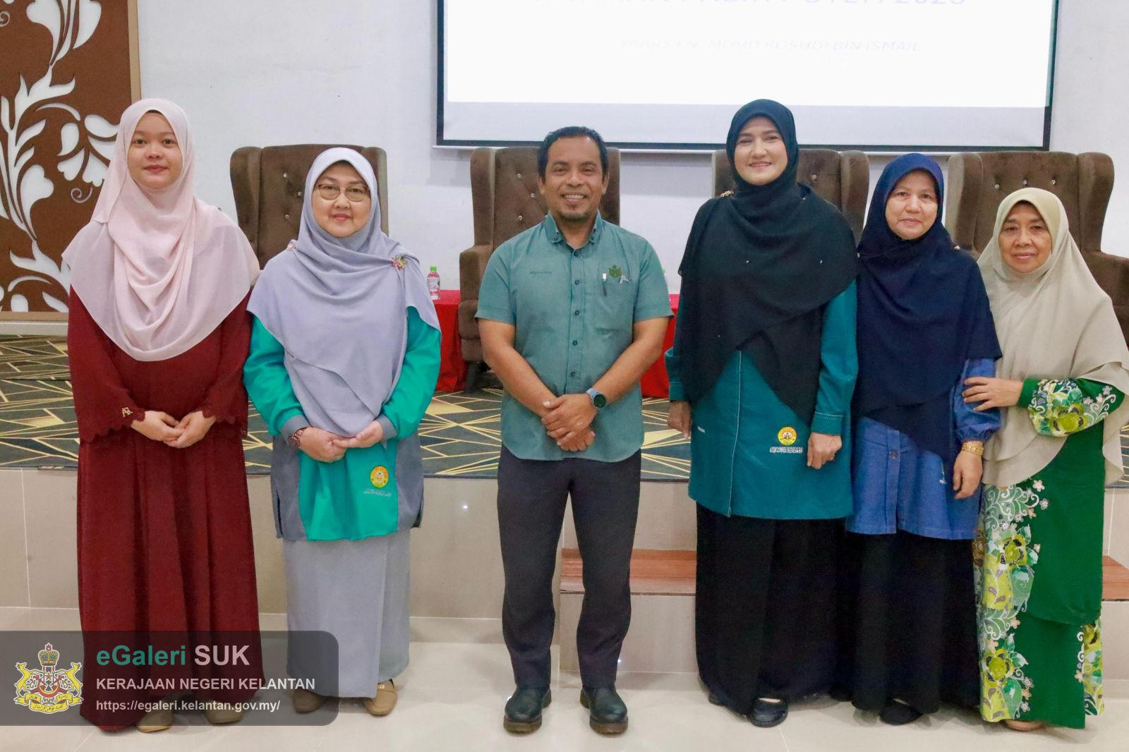 majlis-watikah-pelantikan-penghulu-jajahan-pasir-puteh-2025-yang-disampaikan-oleh-yabrs-en-mohd-roshdi-bin-ismail-tuan-ketua-jajahan-pasir-puteh-31.jpeg