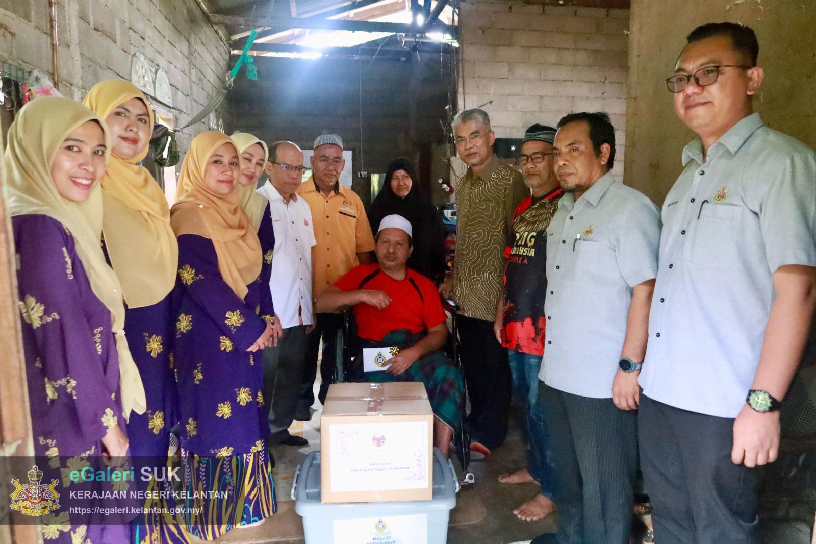 majlis-penyerahan-bantuan-ramadhan-untuk-keluarga-miskin-oleh-majlis-orangorang-besar-diraja-kelantan-mob-di-jajahan-pasir-puteh-22.jpeg