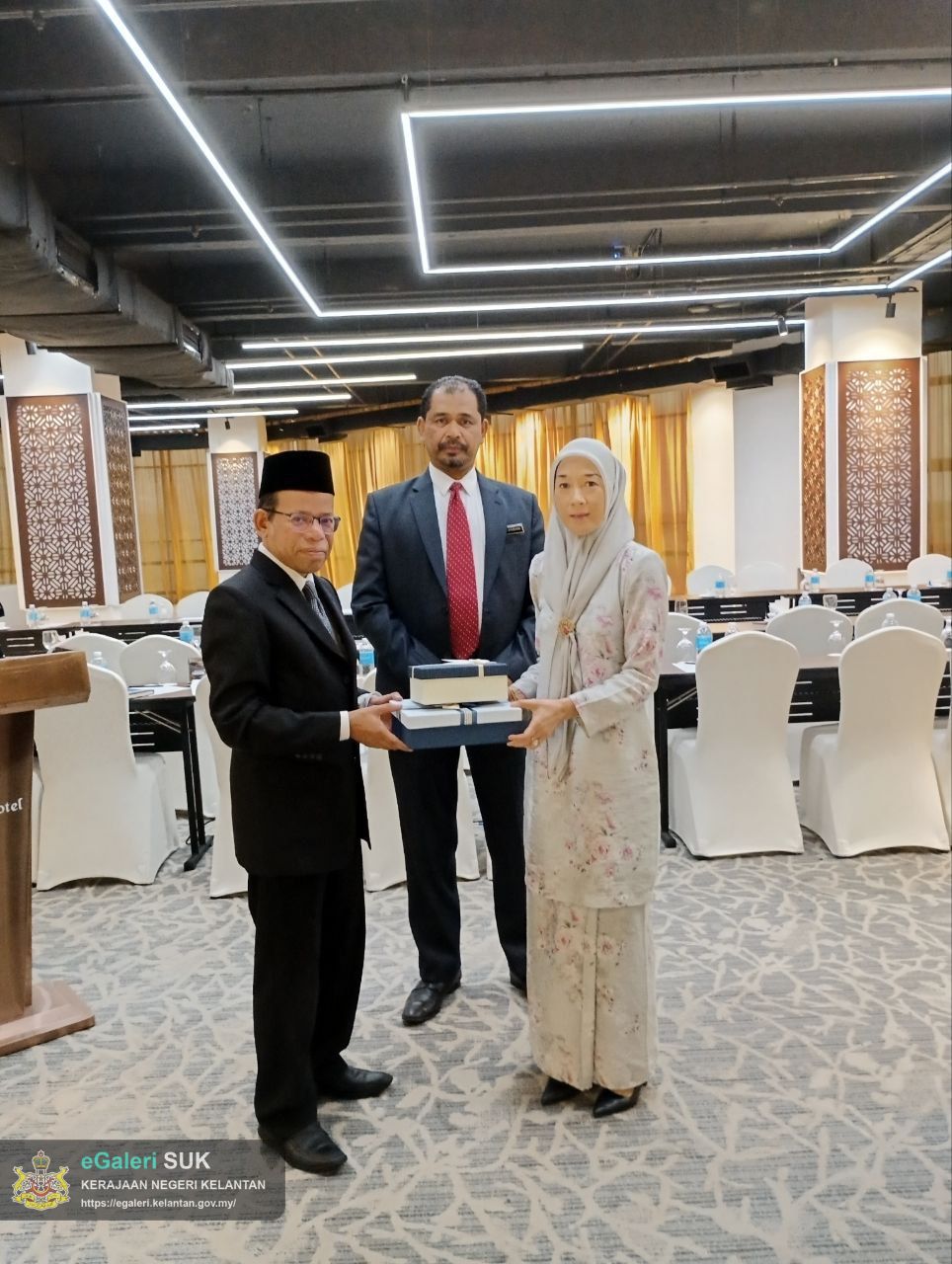 majlis-hi-tea-mantan-yang-dipertua-mdgm-5.jpg
