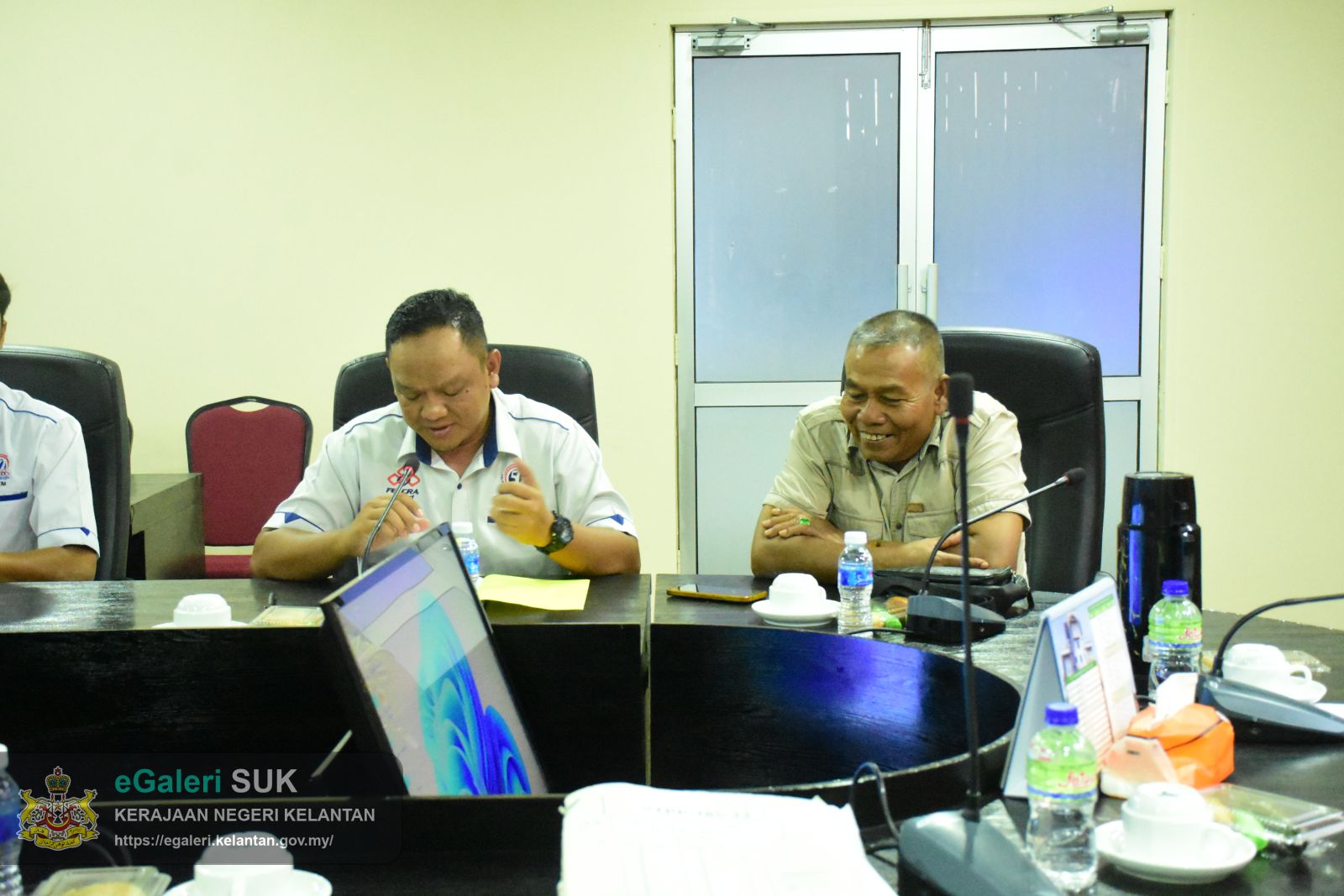 kunjungan-hormat-felcra-berhad-negeri-kelantan-kepada-tuan-ketua-jajahan-pasir-puteh-4.JPG