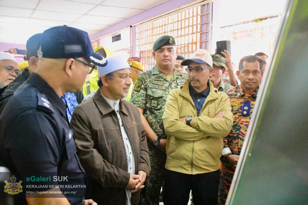 lawatan-yab-menteri-besar-kelantan-ke-pps-sk-dalam-rhu-pasir-puteh-25.jpg