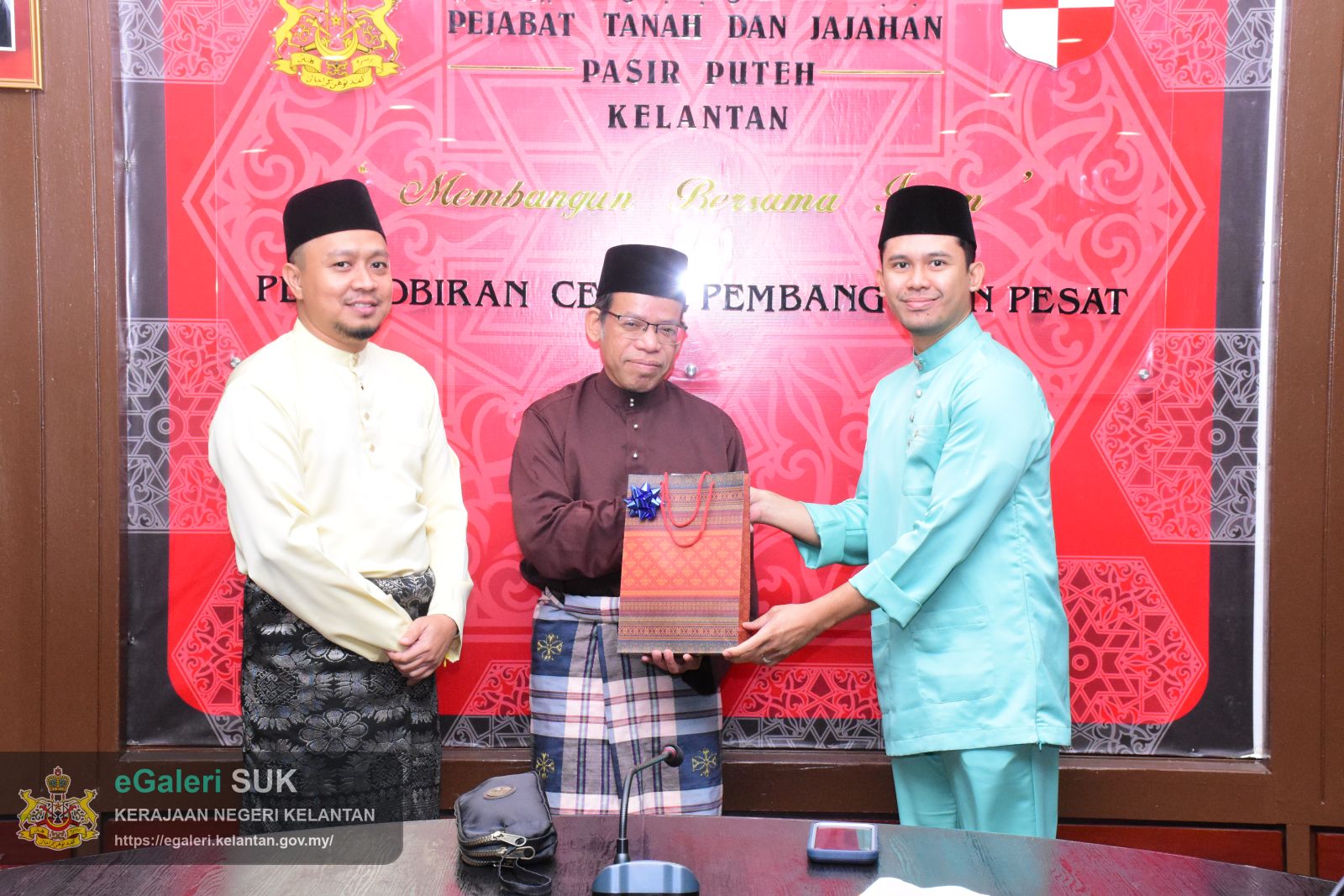 majlis-khatam-alquran-dan-sumbangan-hari-raya-2025-21.JPG