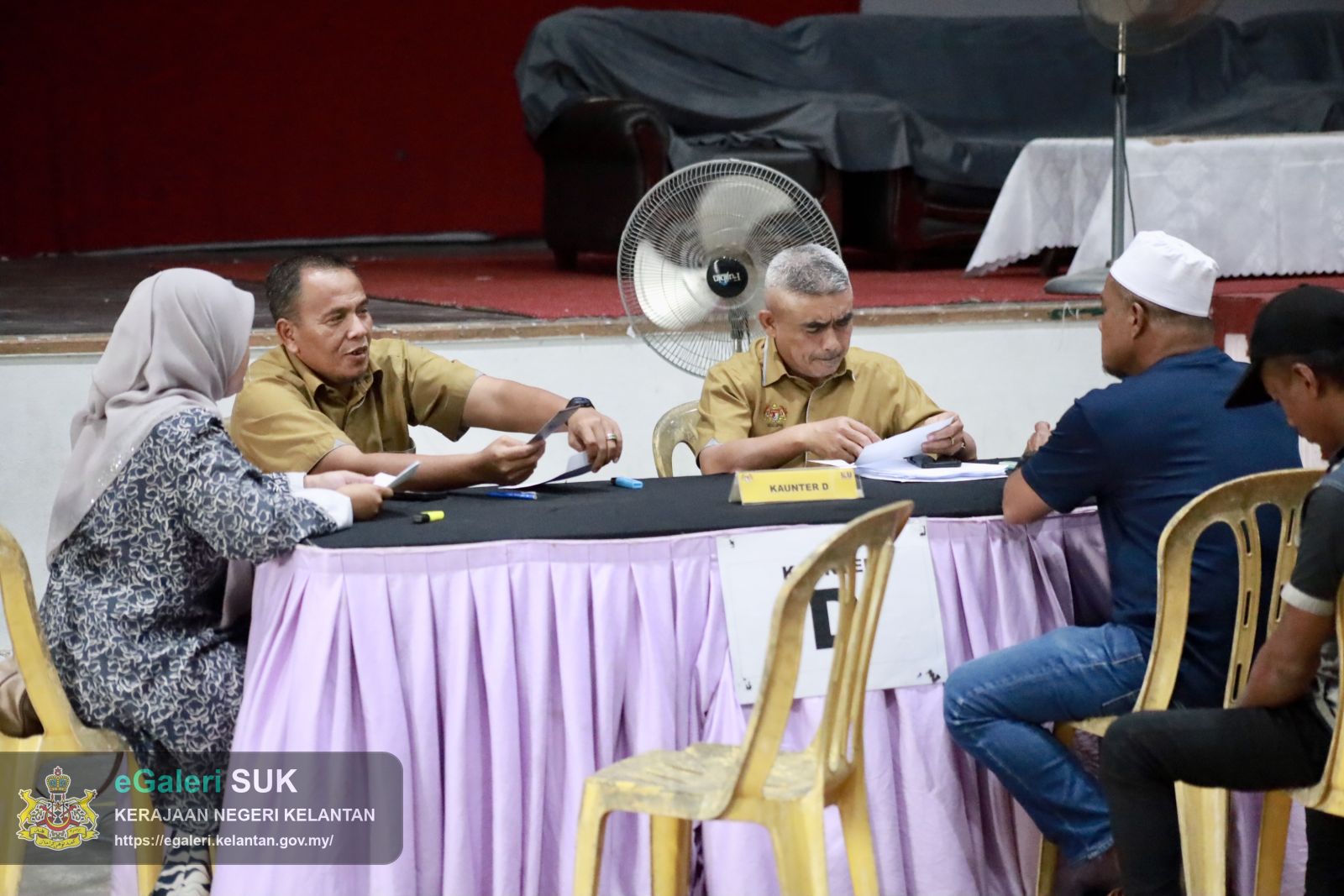 program-agihan-bantuan-wang-ihsan-bwi-kepada-kir-yang-berpindah-ke-pps-disebabkan-bencana-banjir-timur-lautmtl-bagi-jajahan-pasir-putehmachang-dan-bachok-1.JPG