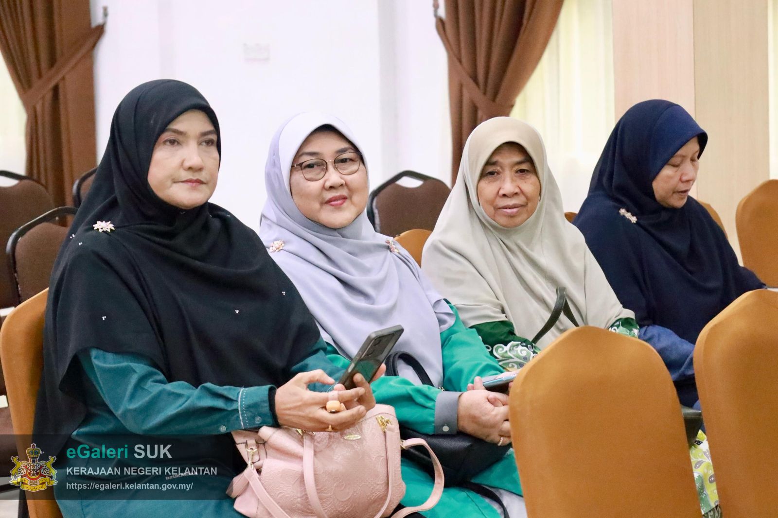 majlis-watikah-pelantikan-penghulu-jajahan-pasir-puteh-2025-yang-disampaikan-oleh-yabrs-en-mohd-roshdi-bin-ismail-tuan-ketua-jajahan-pasir-puteh-11.jpeg