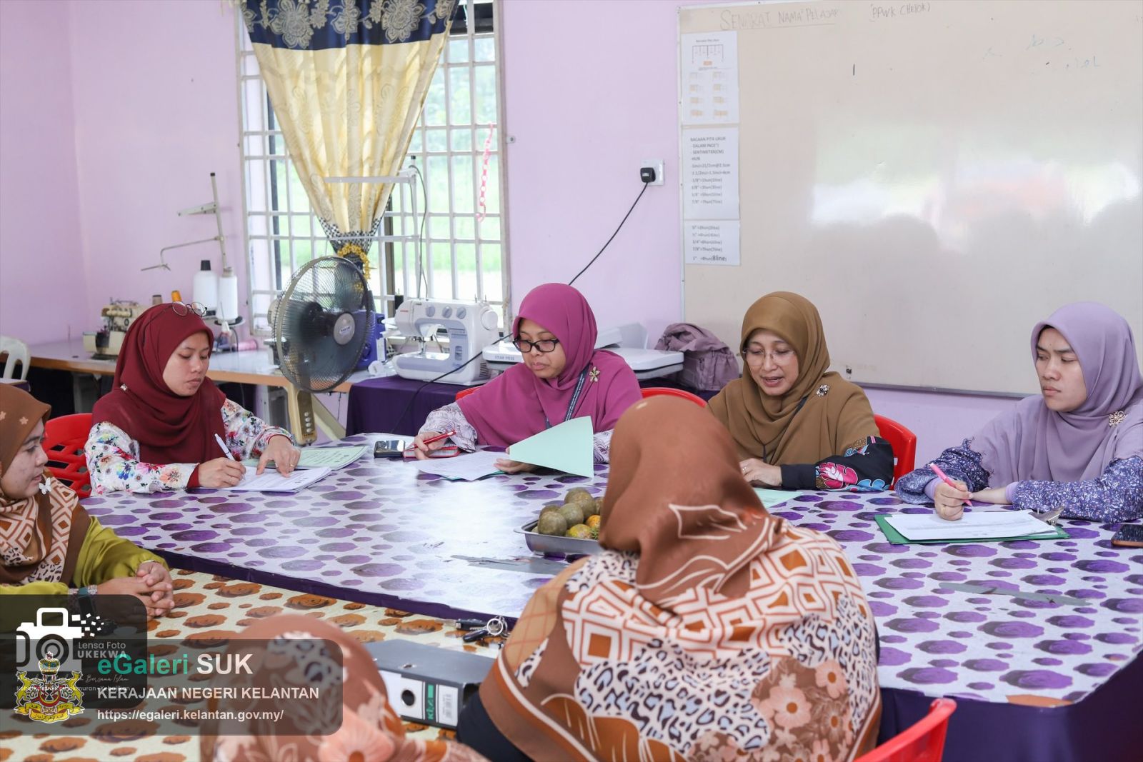 lawatan-kerja-ybrs.-pn.-pengarah-u-kekwa-ke-pusat-kemahiran-wanita-kelantan-(ppwk)-chetok-3.jpg