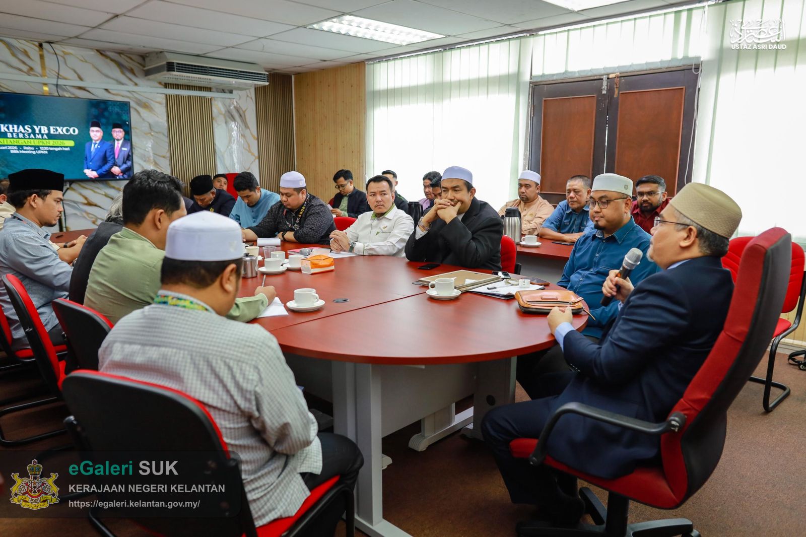 sesi-khas-yb-exco-bersama-kakitangan-upkn-3.jpg