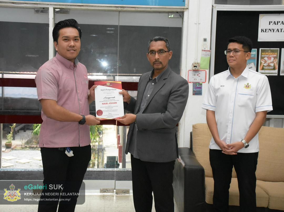 perhimpunan-bulanan--oktober-2025-19.jpg