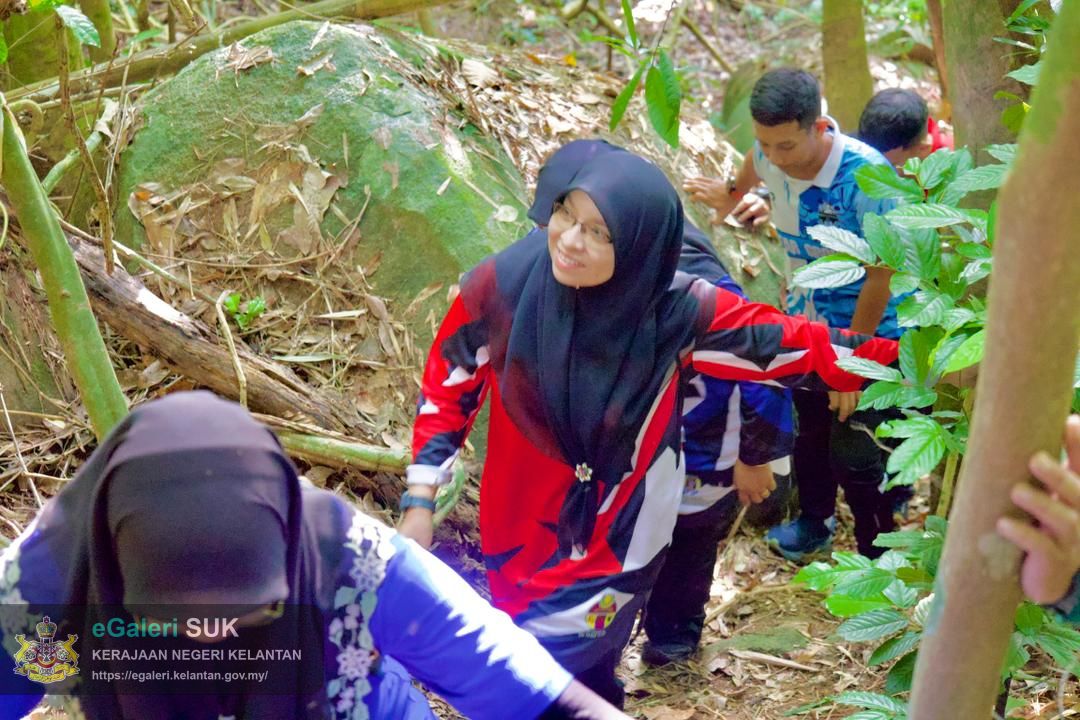 program-hiking-bersama-ketua-jajahan-pasir-puteh-anjuran-bersama-perkumpulan-perempuan-pasir-puteh-dan-kelab-berkesan-ptjpp-serta-puspanita-sri-pasir-puteh-13.jpg