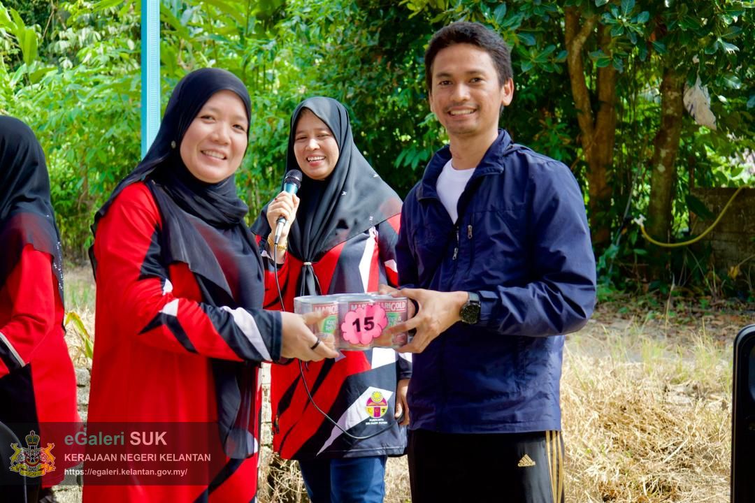 program-hiking-bersama-ketua-jajahan-pasir-puteh-anjuran-bersama-perkumpulan-perempuan-pasir-puteh-dan-kelab-berkesan-ptjpp-serta-puspanita-sri-pasir-puteh-31.jpg