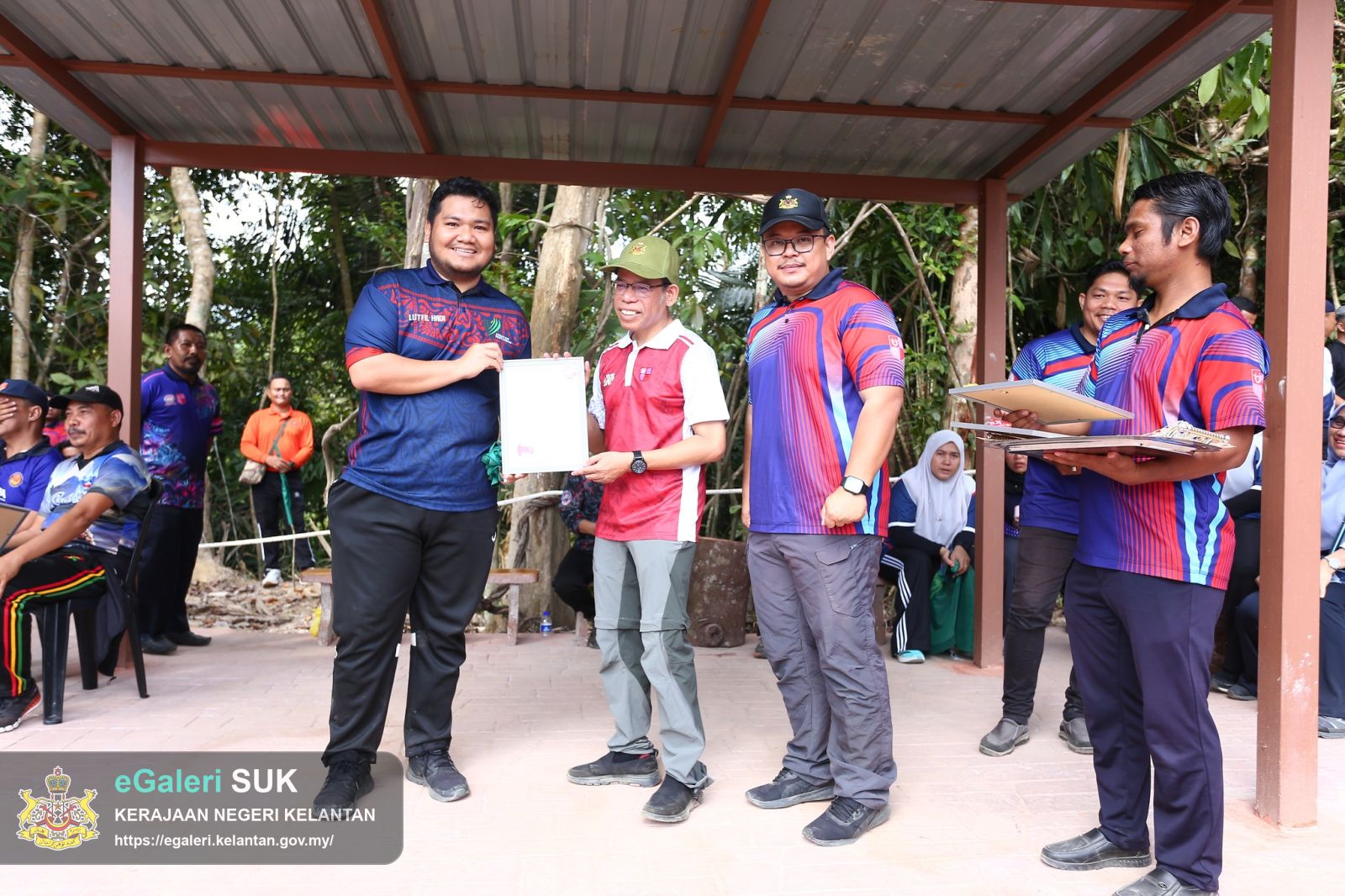 program-pendakian-bukit-chupak---taman-rekreasi-hutan-dalam-bandar,-jajahan-gua-musang-7.jpg