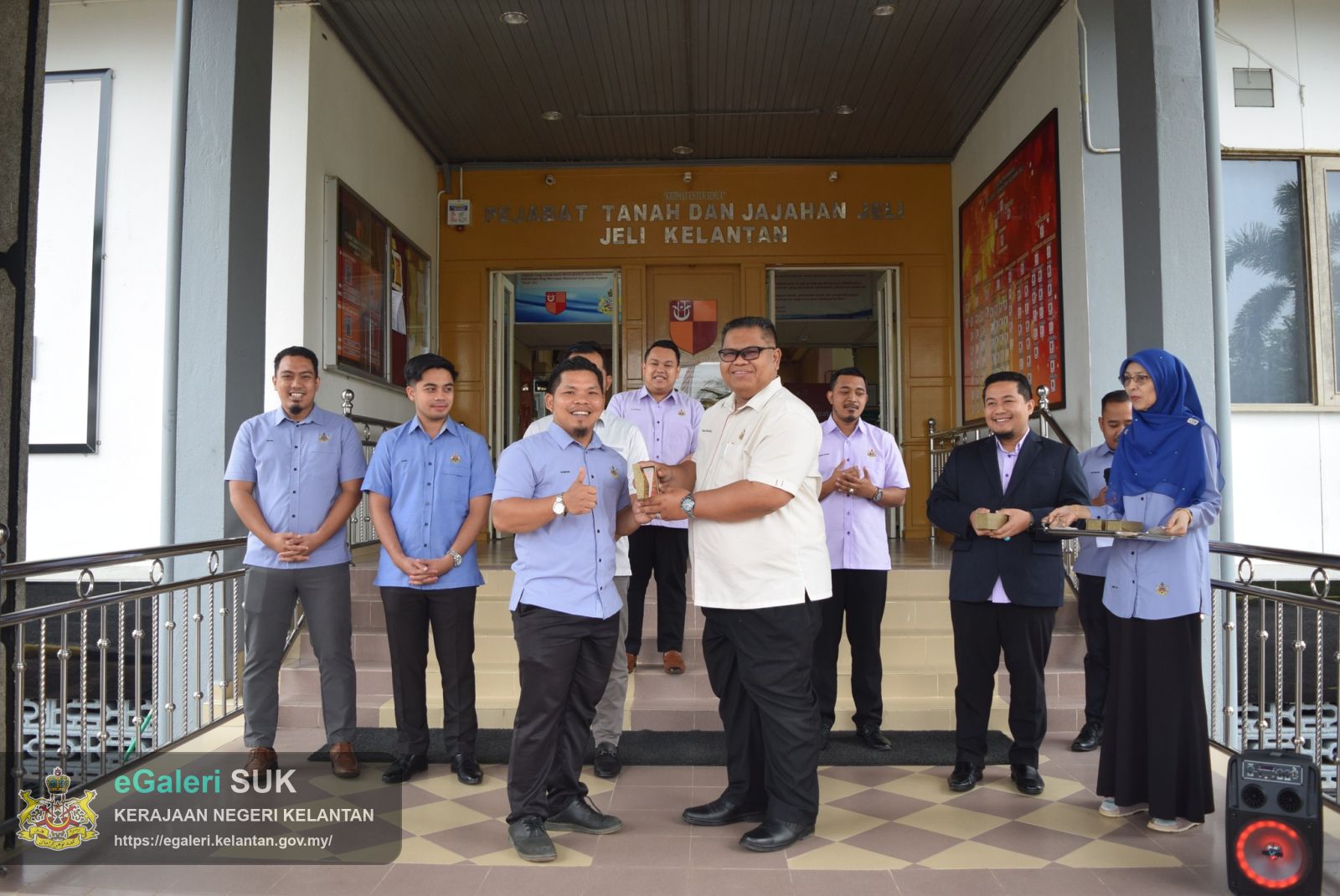 perhimpunan-bulanan-oktober-warga-kerja-pejabat-tanah-dan-jajahan-jeli-6.jpg