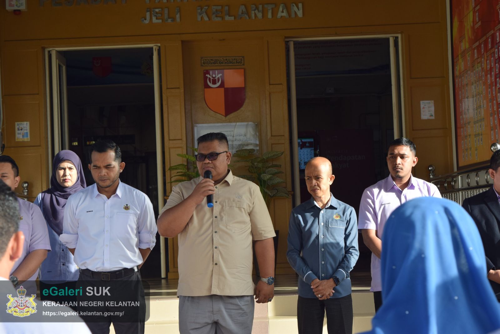 perhimpunan-bulanan-warga-kerja-pejabat-tanah-dan-jajahan-jeli-1.jpg