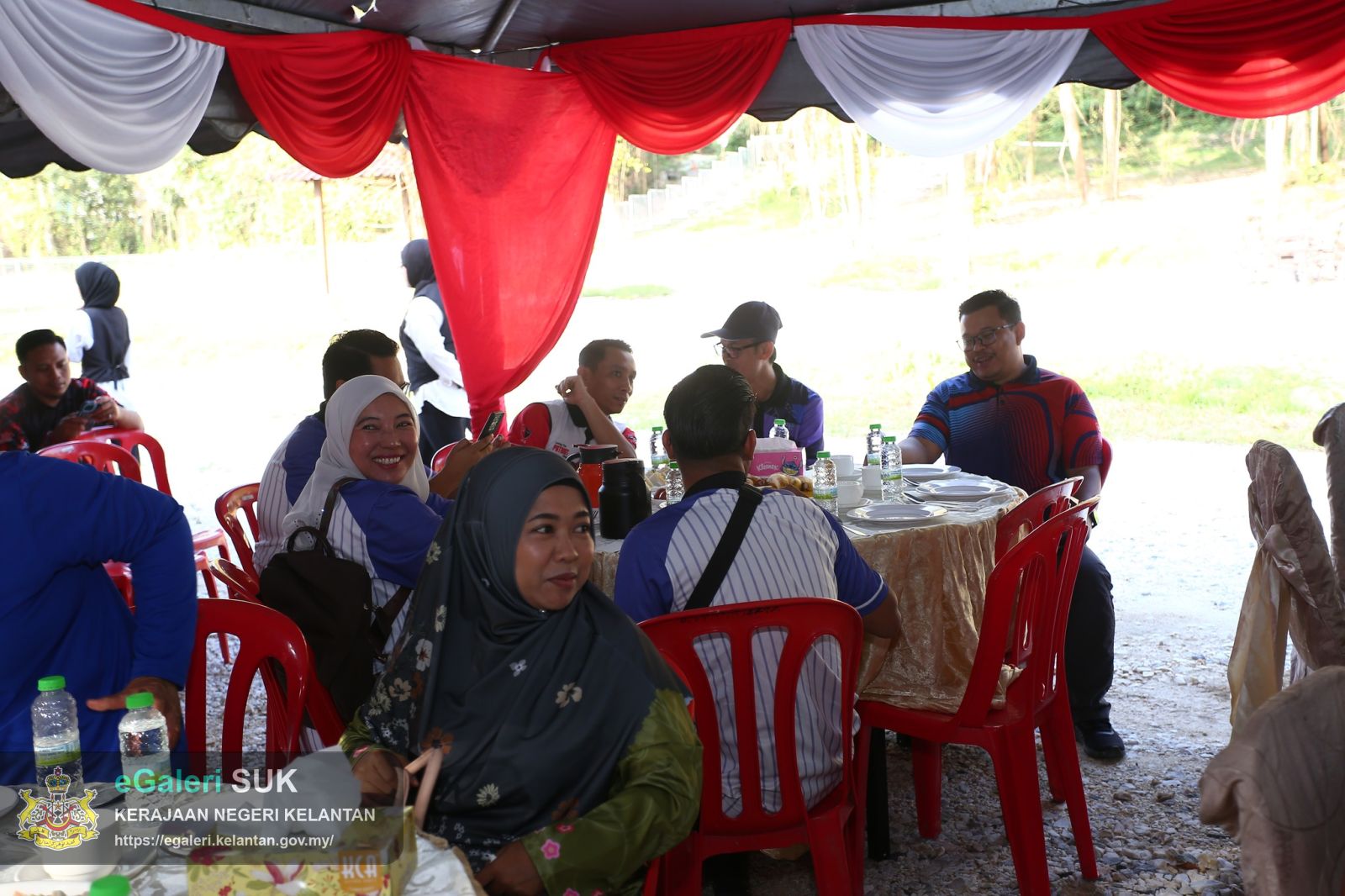 program-pendakian-bukit-chupak---taman-rekreasi-hutan-dalam-bandar,-jajahan-gua-musang-2.jpg